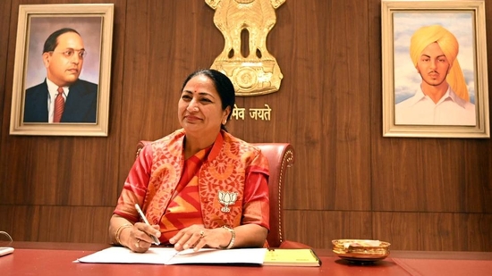 दिल्ली में विशेष विधानसभा सत्र: सीएजी रिपोर्ट और शराब घोटाले पर होगी चर्चा