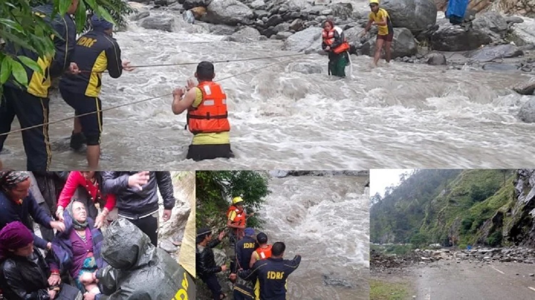 उत्तराखंड: एसडीआरएफ़ ने बचाई यमुना नदी के उफान में फंसी महिलाओं की जान, बेजुमनों को निकाला सुरक्षित.