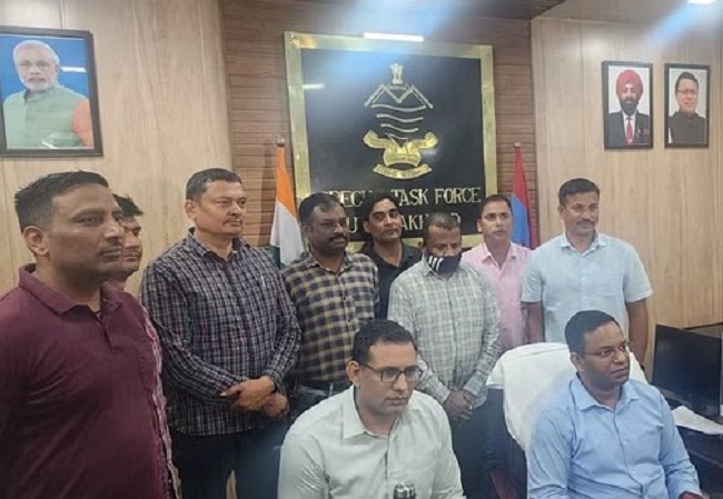“पुष्पांजलि रियलम्स के डायरेक्टर गिरफ्तार”
