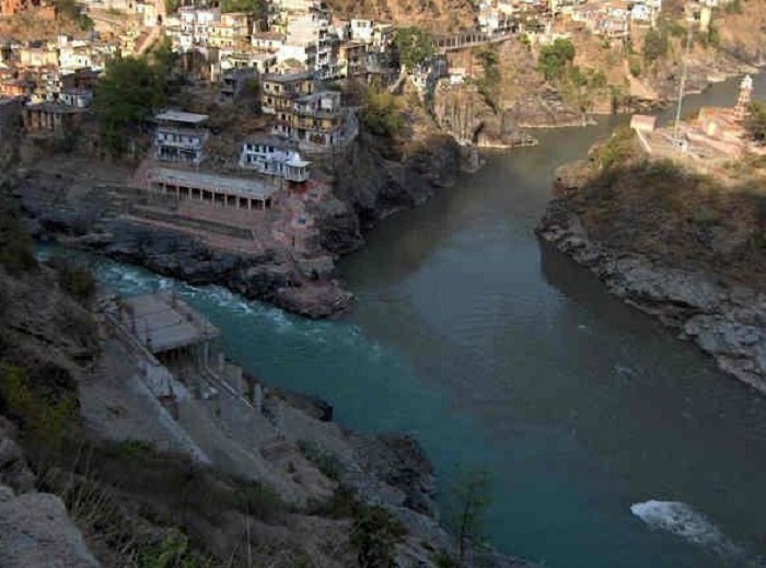 उत्तराखंड के देवप्रयाग में सास-बहू का संगम, बेहद ही प्रसिद्ध तीर्थस्थान: