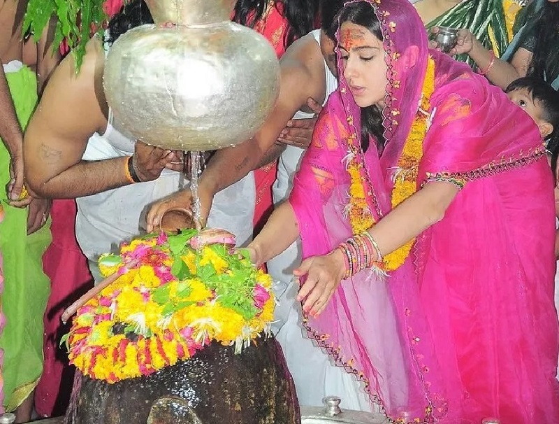 महाकाल के दर्शन करने के बाद ट्रोल हुईं सारा अली खान, दिया करारा जवाब, बोलीं, लोग जो चाहे कहे, मैं जाऊंगी: