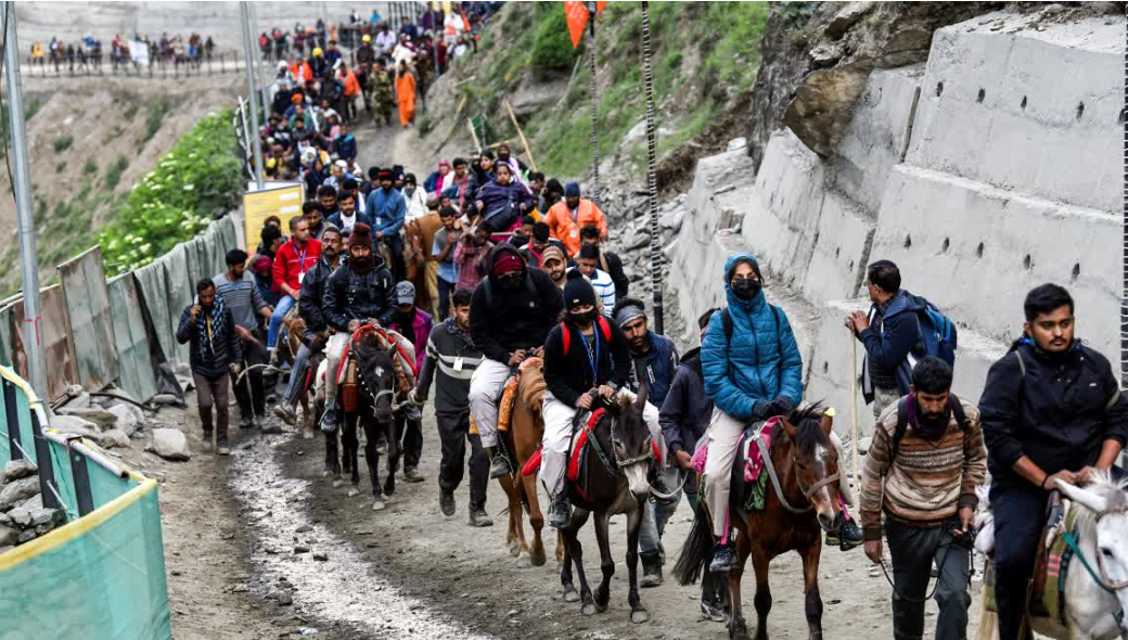 अमरनाथ यात्रा 2025: अब तक 90 हजार श्रद्धालुओं ने किए दर्शन, यात्रा शांतिपूर्वक जारी | सुरक्षा के कड़े बंदोबस्त, श्रद्धालुओं का उत्साह चरम पर