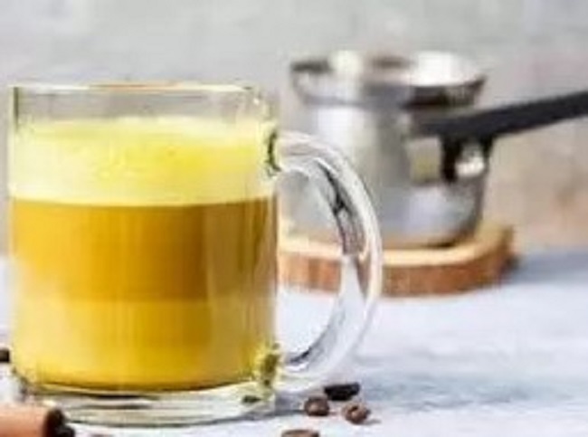 सुबह की कॉफी में मिलाएं ये अद्भुत देसी चीज, सेहत को होंगे अनगिनत फायदे!