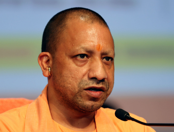 सीएम योगी आदित्यनाथ का होली उपहार