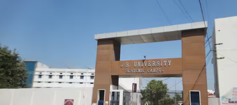फिरोजाबाद: फर्जी डिग्री घोटाले में जेएस यूनिवर्सिटी के बैंक खाते फ्रीज