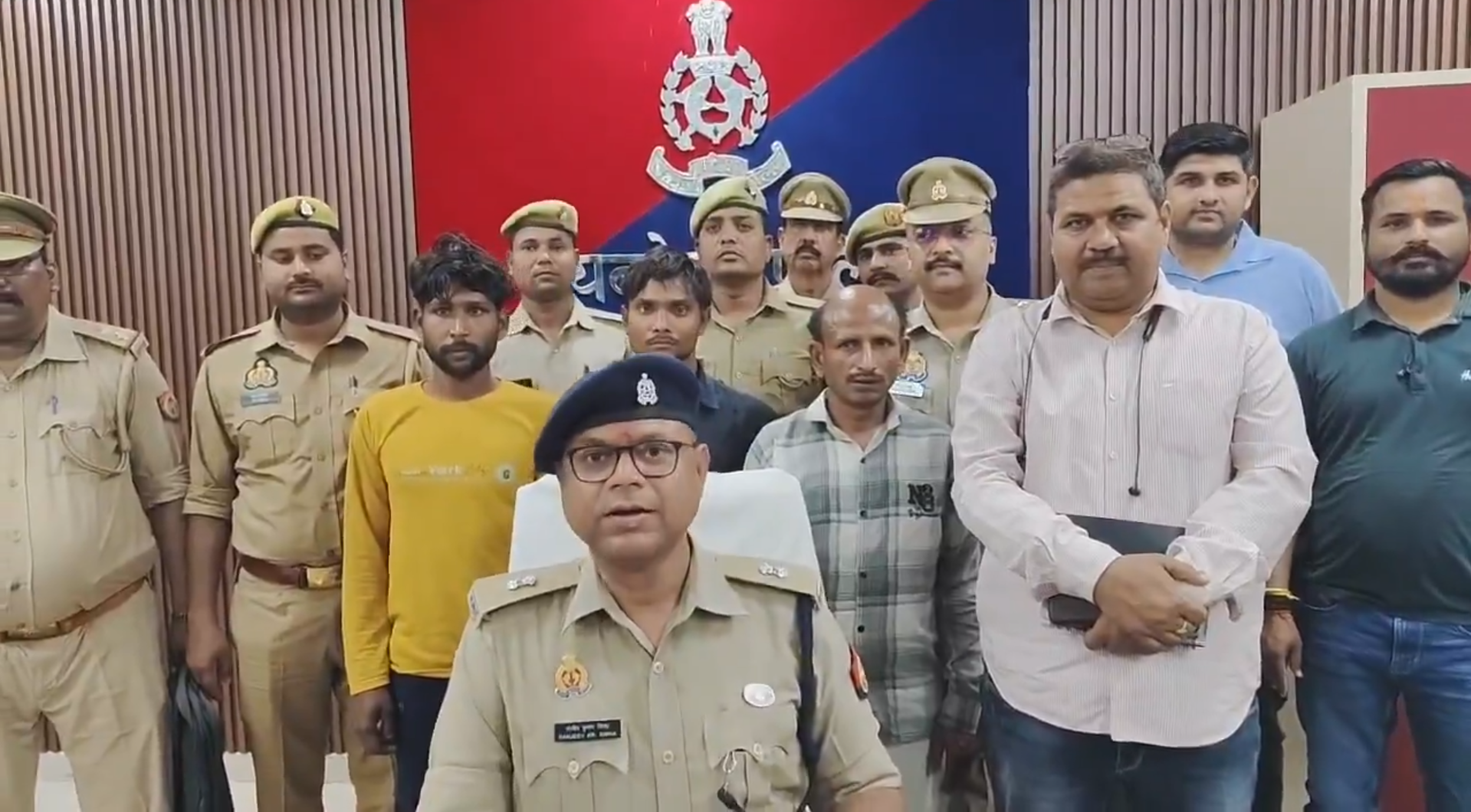रायबरेली: प्राचीन मूर्ति चोरी करने वाली गैंग का पर्दाफाश, तीन गिरफ्तार।