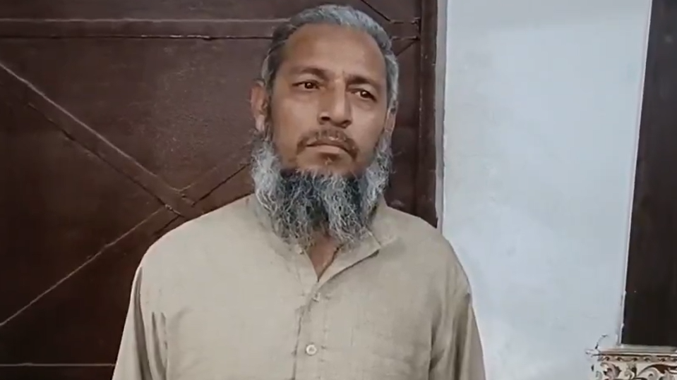 मेरठ में फिलिस्तीन का झंडा फहराने और चंदा इकट्ठा करने के आरोप में युवक गिरफ्तार
