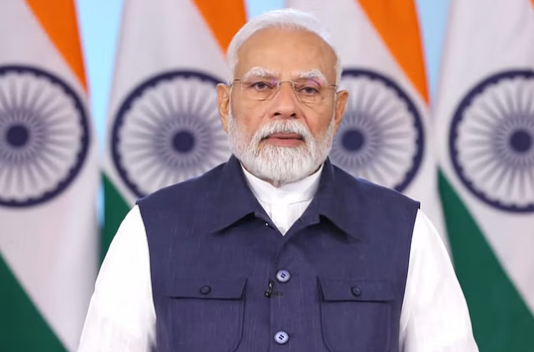 ऑपरेशन सिंदूर: प्रधानमंत्री मोदी ने सशस्त्र बलों की तारीफ की, पूरी कैबिनेट ने मेज थपथपाकर किया स्वागत