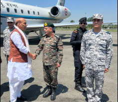 आतंकवाद के खिलाफ कड़ी कार्रवाई: ऑपरेशन सिंदूर के बाद जम्मू-कश्मीर पहुंचे रक्षा मंत्री राजनाथ सिंह