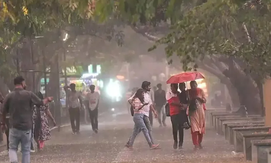 केरल मानसून 2025: 16 साल में सबसे जल्दी पहुंचा मानसून, तय समय से 8 दिन पहले दी दस्तक