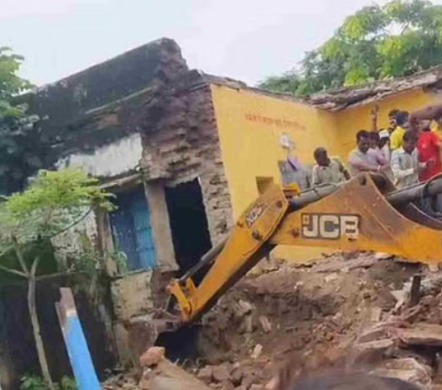Rajasthan :झालावाड़ में स्कूल की छत गिरने से पांच बच्चों की मौत, 20 से अधिक मलबे में दबे