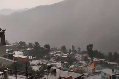 उत्तराखंड के पर्वतीय जिलों में भारी बारिश की चेतावनी, ऑरेंज अलर्ट जारी