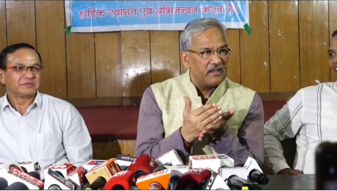 पूर्व मुख्यमंत्री त्रिवेंद्र सिंह रावत राज्यभर के लोगों से कर रहे हैं रक्तदान का आह्वाहन