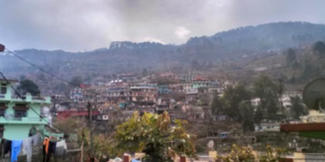 उत्तराखंड: पहाड़ों में बर्फबारी का मैदानों में असर, ठंड बढ़ी — आज भी ऐसा रहेगा मौसम