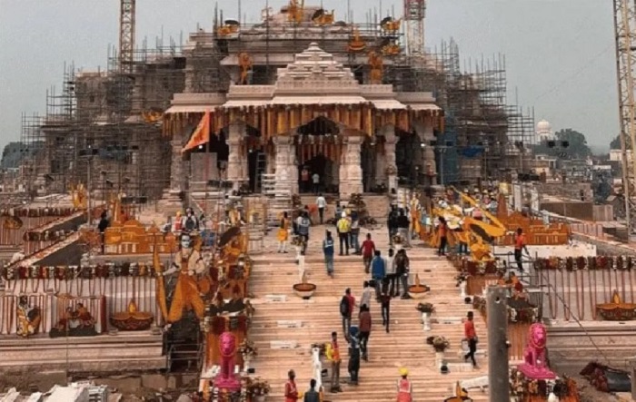 अयोध्या में नहीं भटकेंगे टूरिस्ट, रूसी, चीनी, अरबी सहित 28 भाषाओं में लग रहे साइनेज बोर्ड.....
