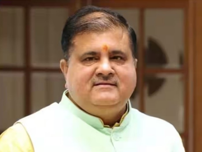 “विनायक दामोदर सावरकर को देश के विभाजन का जिम्मेदार बताए जाने पर उत्तराखंड में हंगामा”