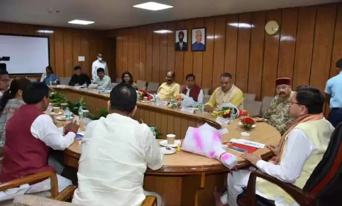 उत्तराखंड कैबिनेट ने राज्य में सख्त धर्मांतरण विरोधी कानूनों को मंजूरी दी.
