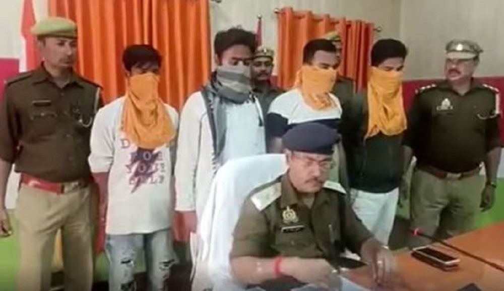 उत्तरप्रदेश: वीवीआईपी मोबाइल नंबर की चाह रखने वाले हो जाएं सावधान, बदमाश ऐसे करते थे धोखाधड़ी: