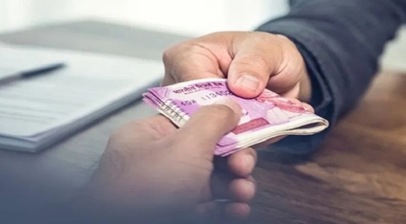 ‘विजिलेंस की भ्रष्टाचार के खिलाफ सख्त कार्रवाई, रिश्वतखोरी लेखपाल गिरफ्तार’