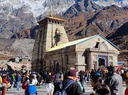केदारनाथ धाम के गर्भगृह की चारों दीवारों पर सोने की परत ...
