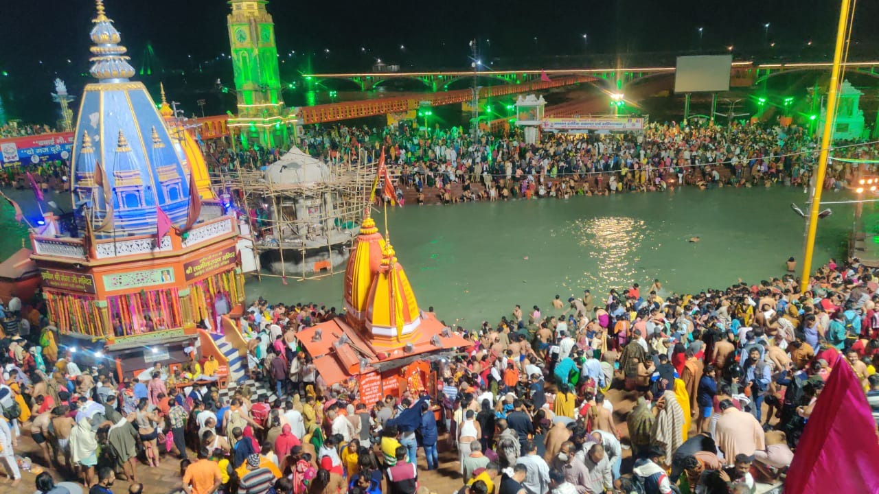 आज  है कार्तिक पूर्णिमा का स्नान पर्व।