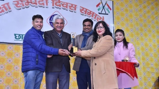 रानीखेत छावनी परिषद के बहुउद्देशीय भवन में रक्षा संपदा दिवस शुक्रवार को धूमधाम से मनाया गया।