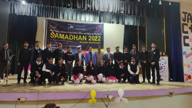  बिपिन त्रिपाठी कुमाऊं इंस्टीट्यूट आफ टेक्नोलॉजी में मैंगो ऑरेंज सर्विसेज नोएडा के बैनर तले दो दिनी हैकॉथन-2022 समाधान का आयोजन