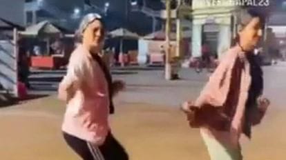 हरकी पौड़ी पर दो लड़कियों ने बनाई ऐसी वीडियो, तलाश में जुटी पुलिस