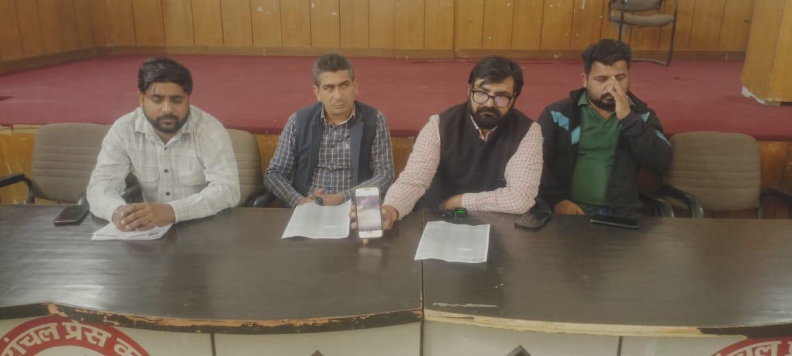 चौकी इंचार्ज पर अभद्रता और धमकी का आरोप, रिपब्लिकन पार्टी अठावले ने की कार्रवाई की मांग