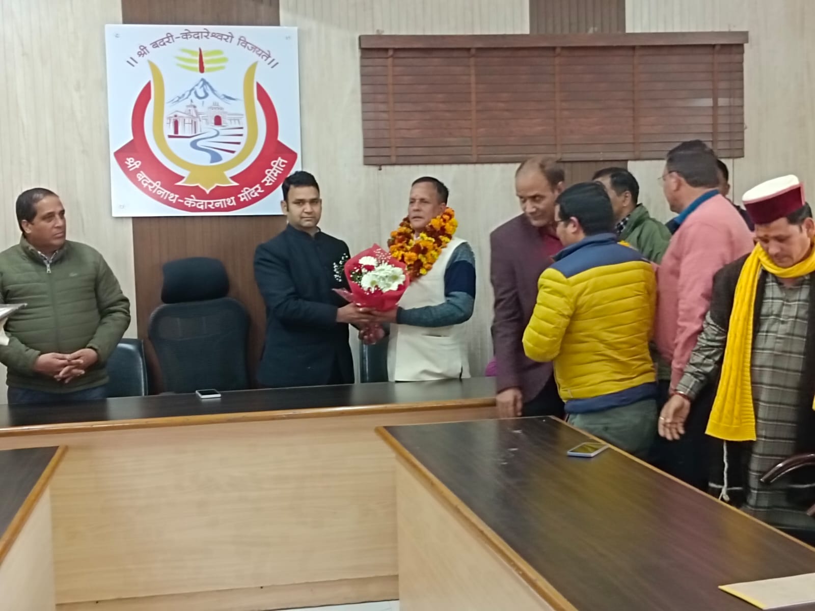 बदरीनाथ-केदारनाथ मंदिर समिति में चालक कल्याण सिंह नेगी और परिचालक देवेंद्र पंवार सेवानिवृत्त