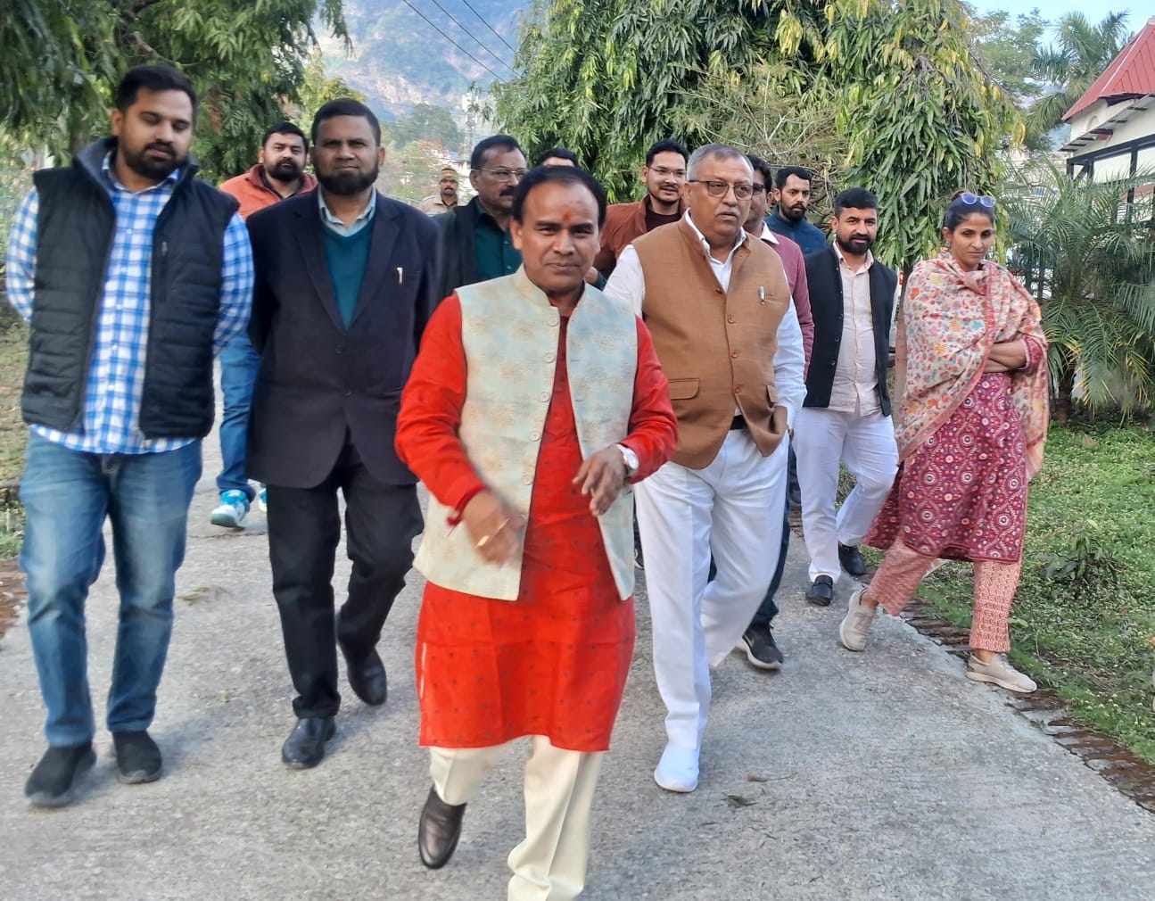 उत्तराखण्ड में सहकारी बैंकों का धमाल: पर्वतीय जिलों ने मारी बाज़ी, मैदानी क्षेत्र पीछे छूटे