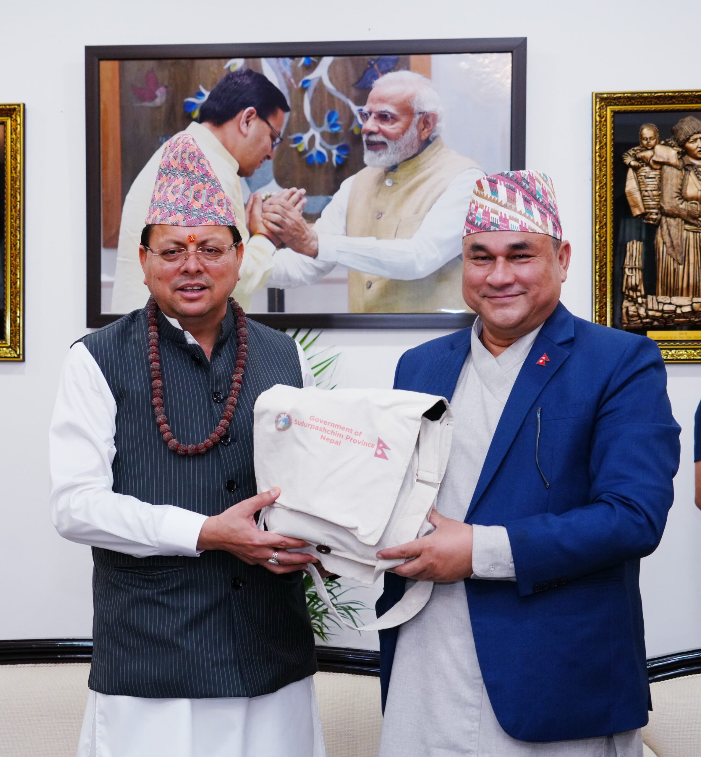 मुख्यमंत्री पुष्कर सिंह धामी से मिले नेपाल के सुदूर पश्चिम प्रांत के मुख्यमंत्री कमल बहादुर शाह, सीमावर्ती सहयोग और सांस्कृतिक संबंधों को सुदृढ़ करने पर हुई चर्चा