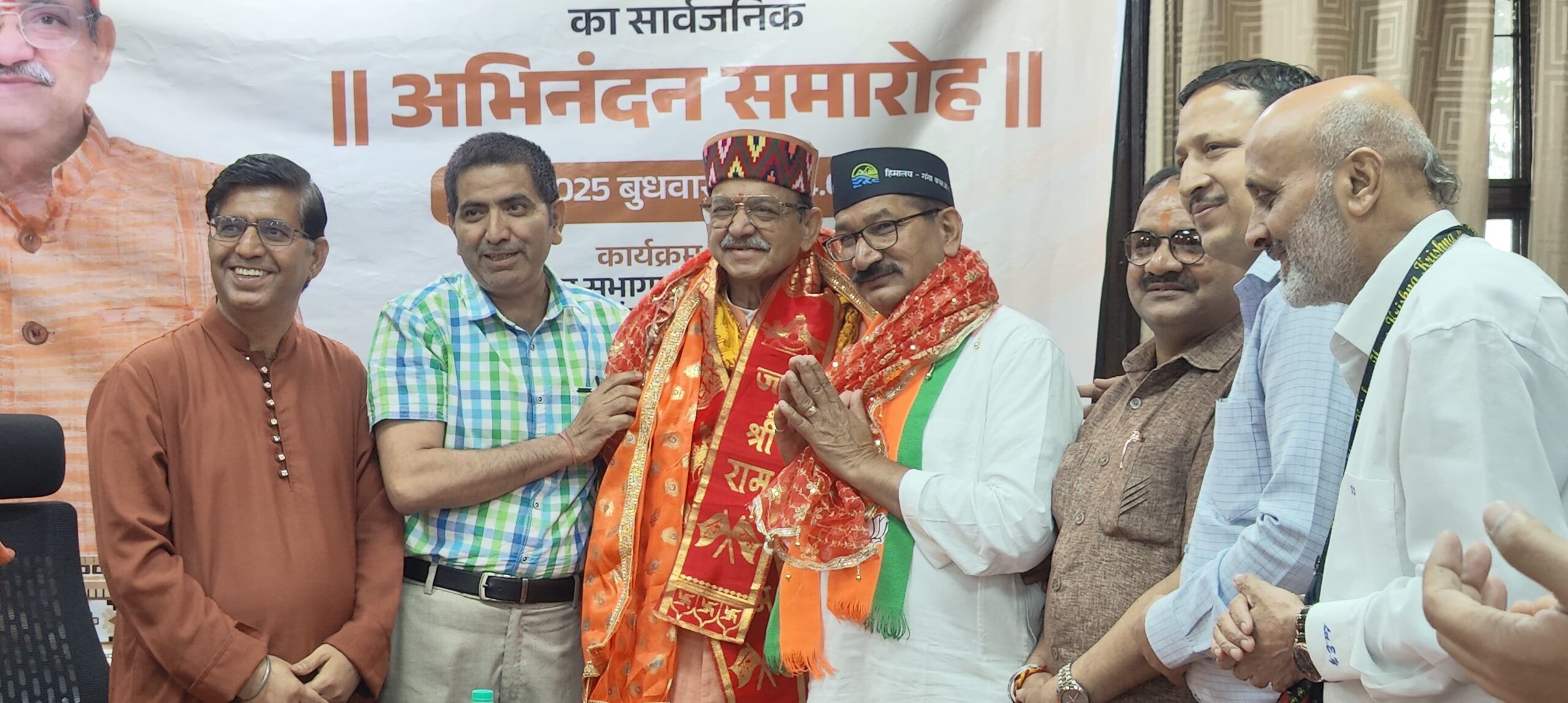राज्यमंत्री ने किया ‘हिमाद्रि एम्पोरियम’ का निरीक्षण, उत्तराखंड के पारंपरिक शिल्प को मिलेगा नया आयाम