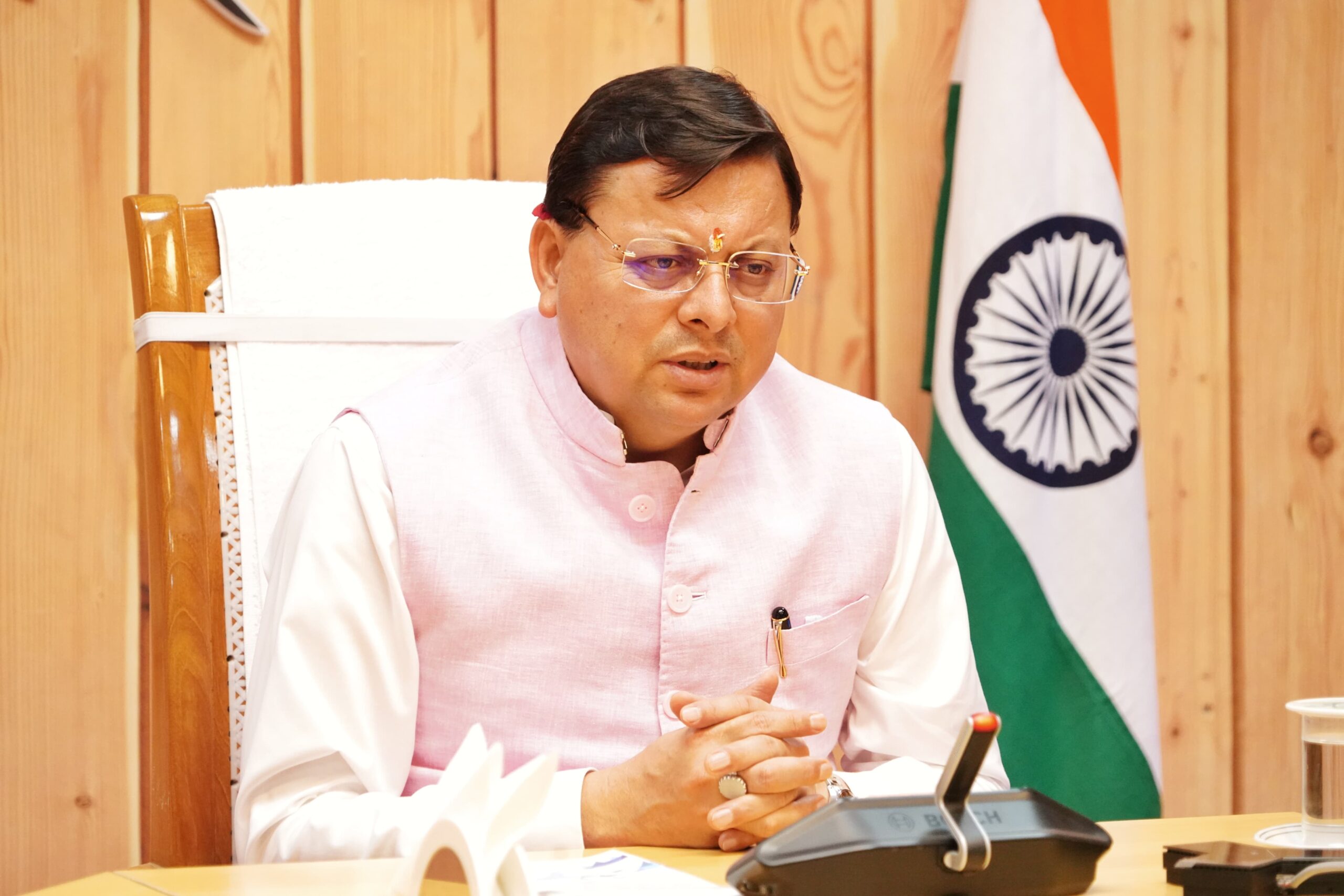 रुद्रप्रयाग हेलीकॉप्टर हादसे की उच्च स्तरीय जांच के आदेश, चारधाम के लिए हेली सेवा सोमवार तक रहेगी बंद