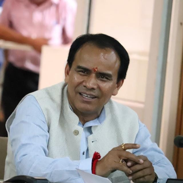 रेशम फेडरेशन ने कमाया एक करोड़ का मुनाफा, ‘दून सिल्क’ बना सफलता का आधार