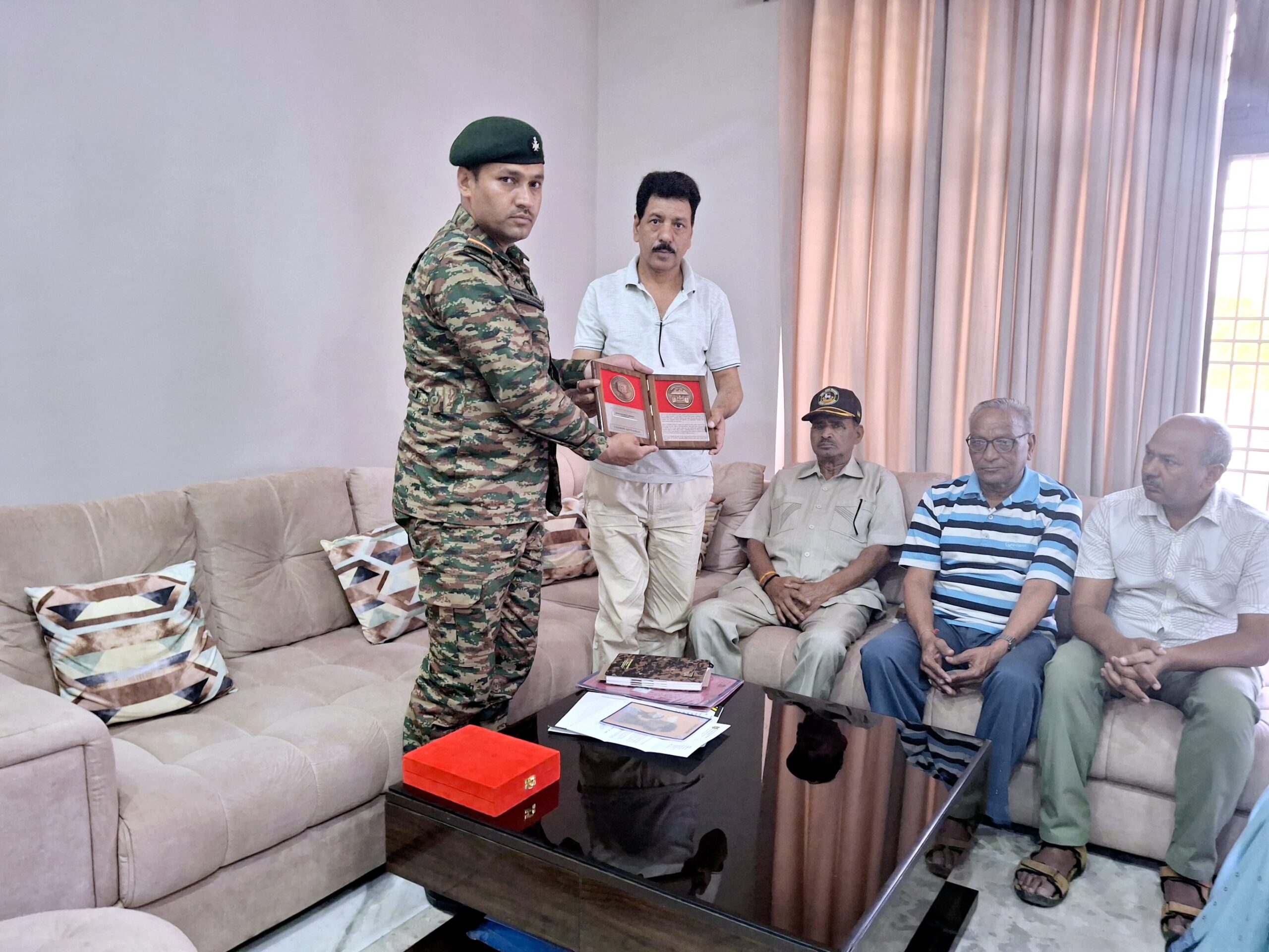 कारगिल विजय दिवस: उत्तराखंड में अमर शहीदों को भावभीनी श्रद्धांजलि, परिजनों का सम्मान