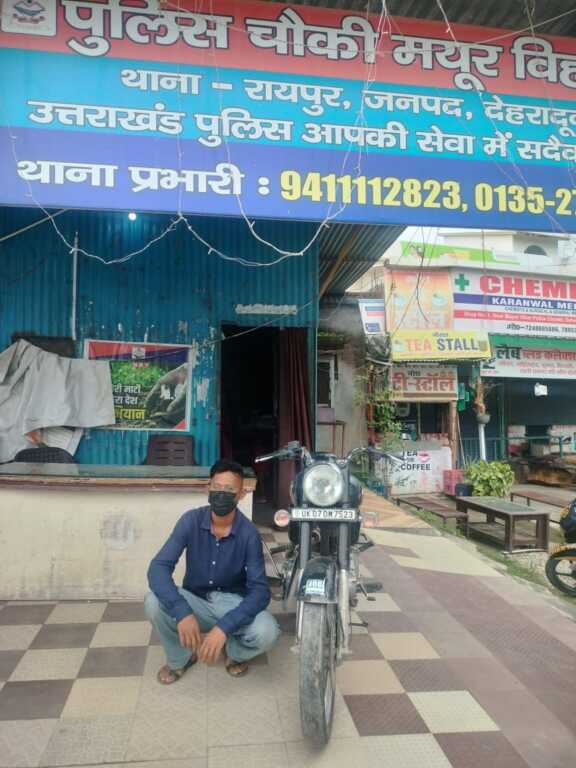 वायरल वीडियो के बाद कार्रवाई: मॉडिफाइड साइलेंसर से पटाखे फोड़ने वाले युवक की बुलेट जब्त