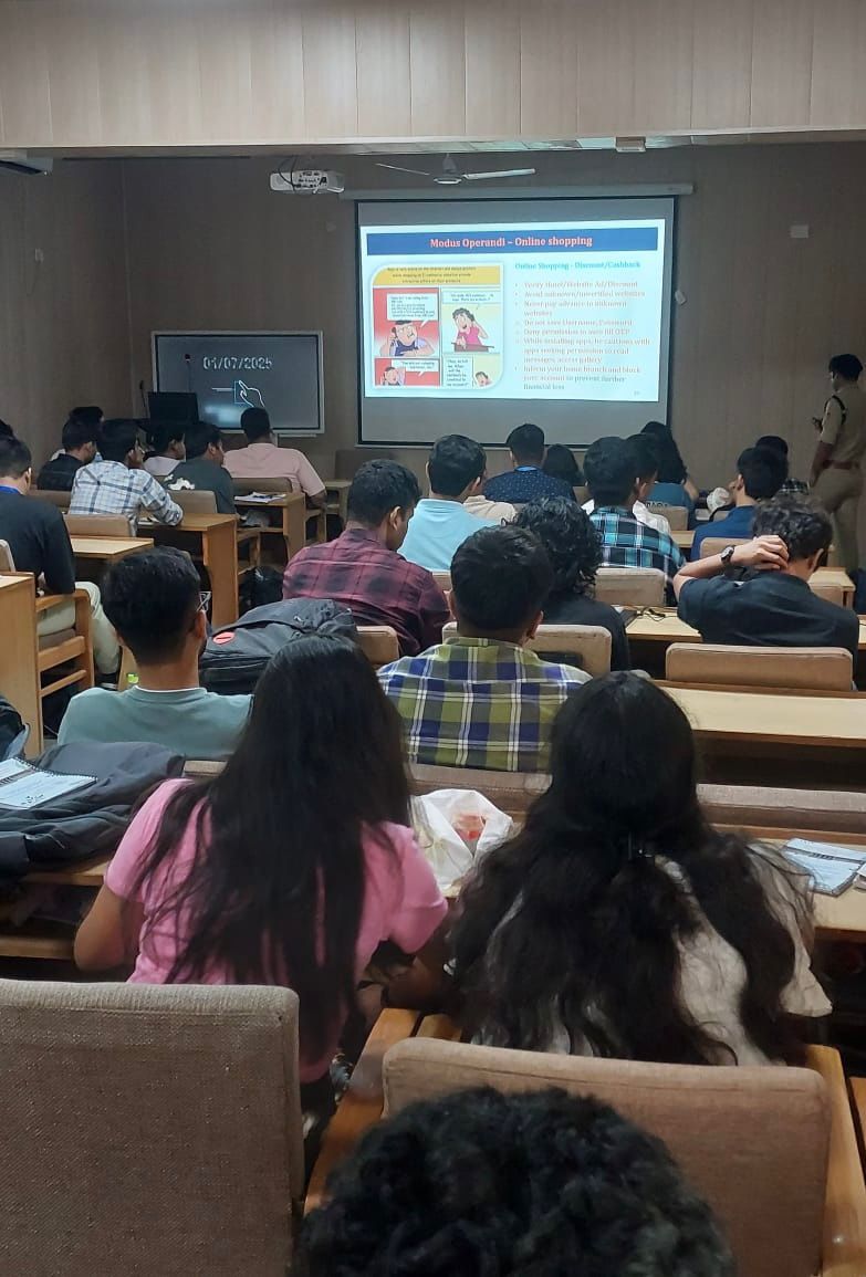 आईआईटी  रुड़की में साइबर जागरूकता कार्यक्रम, सौ से अधिक छात्रों ने लिया हिस्सा