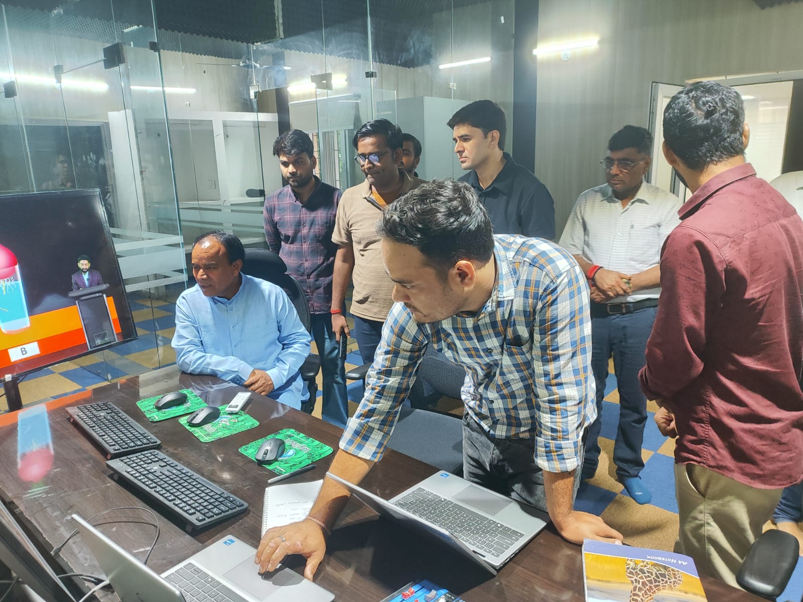 Dehradun: शिक्षा मंत्री डॉ. धन सिंह रावत ने किया वर्चुअल स्टूडियो का निरीक्षण, नई पहल की घोषणा