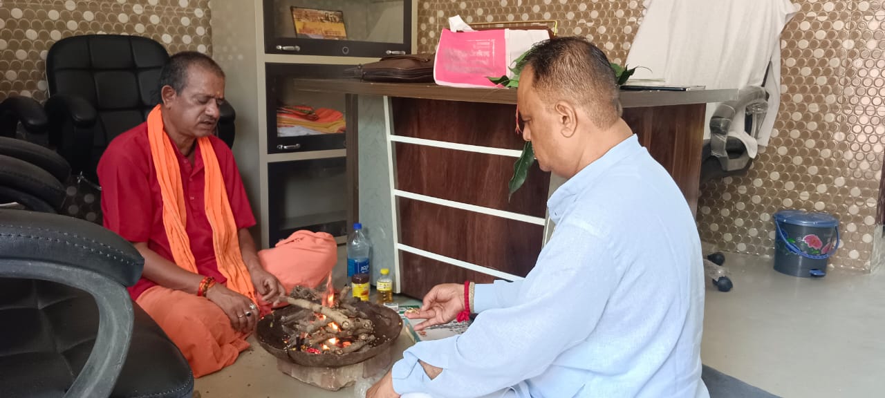 रूद्रप्रयाग में बीकेटीसी उपाध्यक्ष विजय कप्रवाण के कार्यालय का शुभारंभ