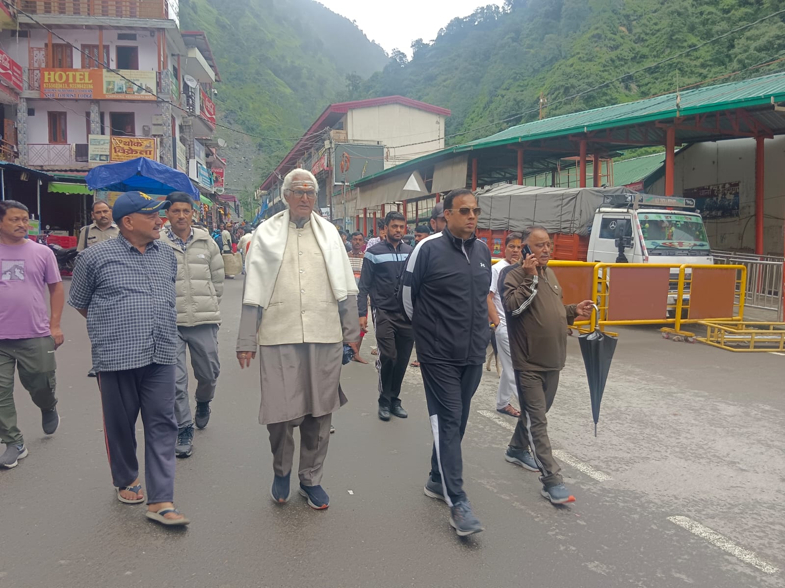 Rudraprayag:बीकेटीसी अध्यक्ष ने किया भूस्खलन प्रभावित केदारनाथ मार्ग का निरीक्षण