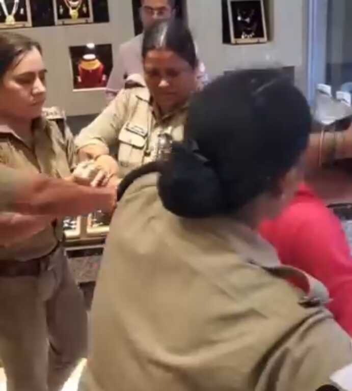 देहरादून: नशे की हालत में दुकान से चोरी: महिला के विरुद्ध दून पुलिस ने की कानूनी कार्रवाई