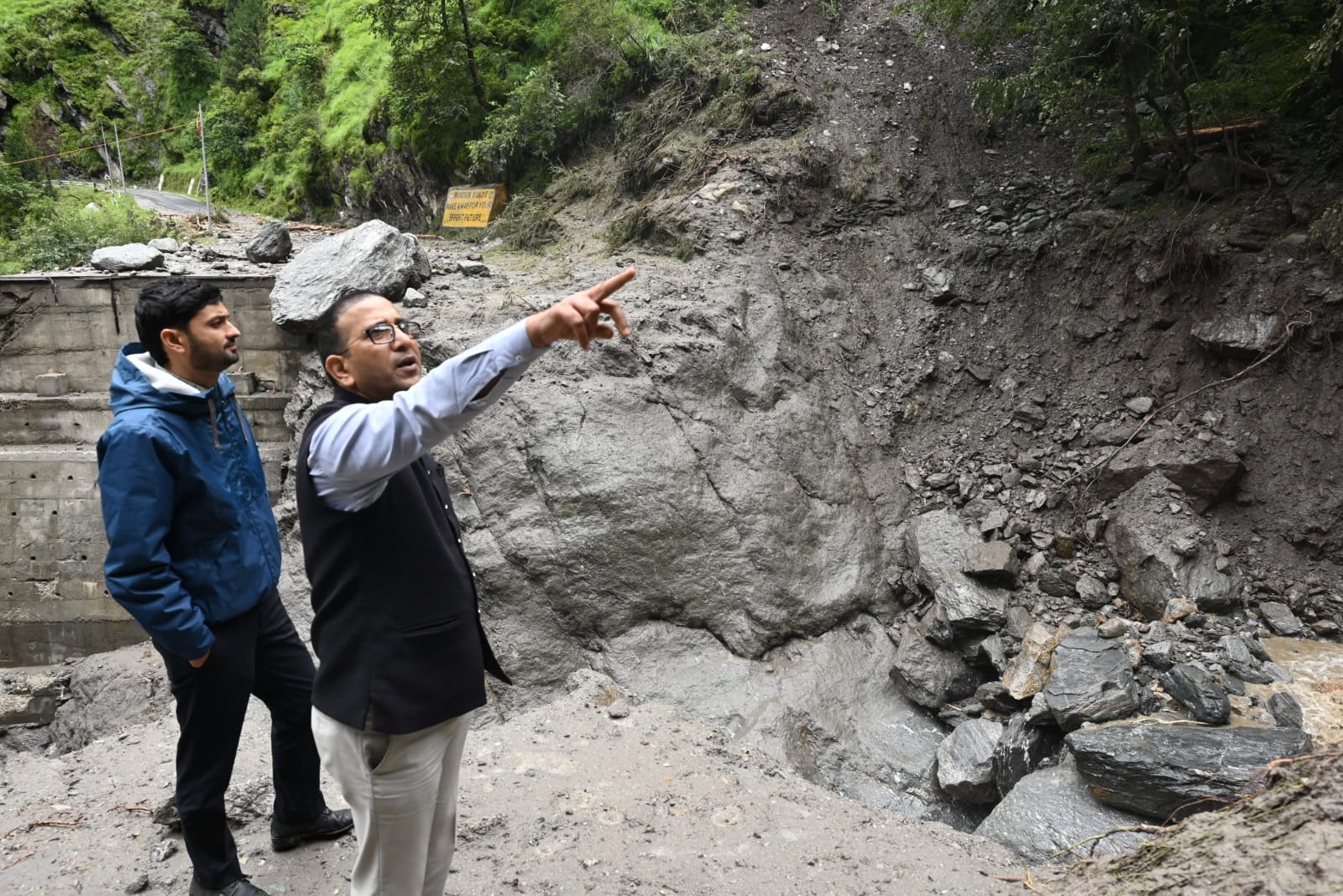 उत्तरकाशी में आपदा प्रभावित क्षेत्रों की निरंतर निगरानी जारी