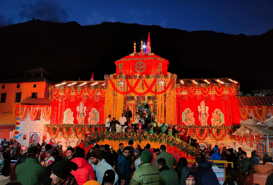 उत्तराखंड: बदरीनाथ धाम में धूमधाम से मनाई गई श्रीकृष्ण जन्माष्टमी