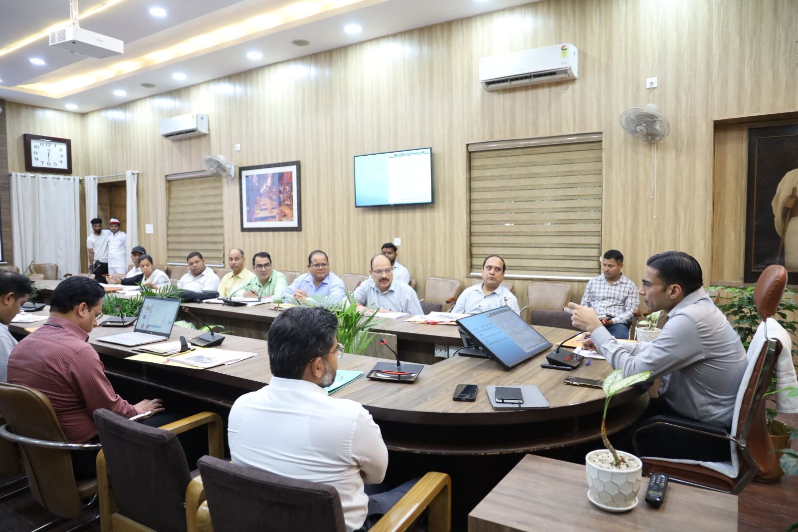 देहरादून: दूरदराज के स्वास्थ्य केंद्रों में आधुनिक सुविधाओं का विस्तार