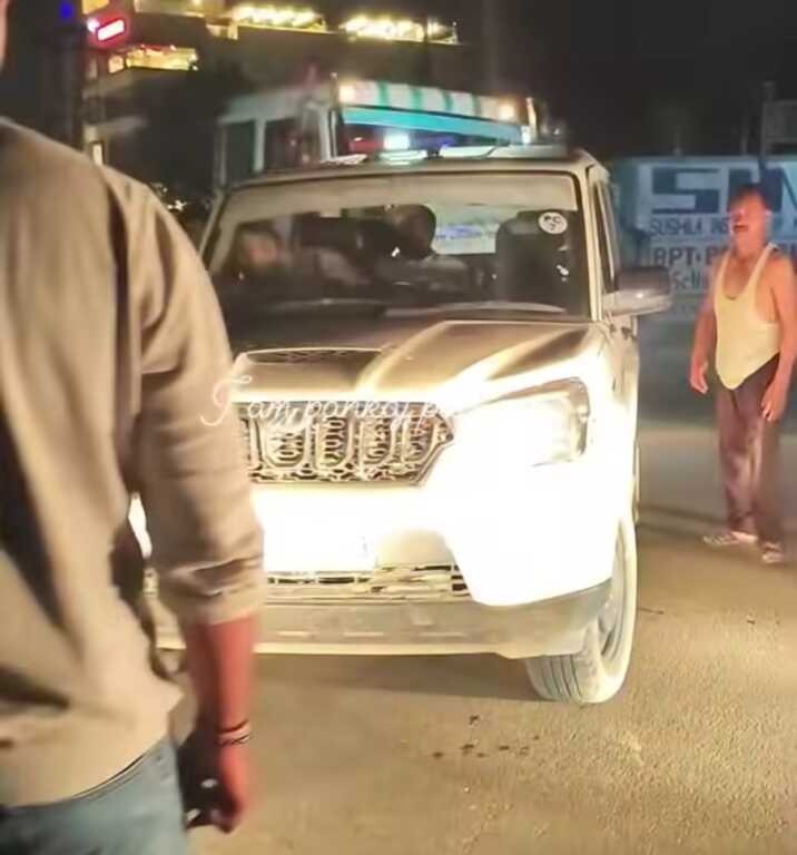 प्रेमनगर में कार ने स्कूटी और पैदल चल रहे लोगों को मारी टक्कर तीन घायल, चालक गिरफ्तार