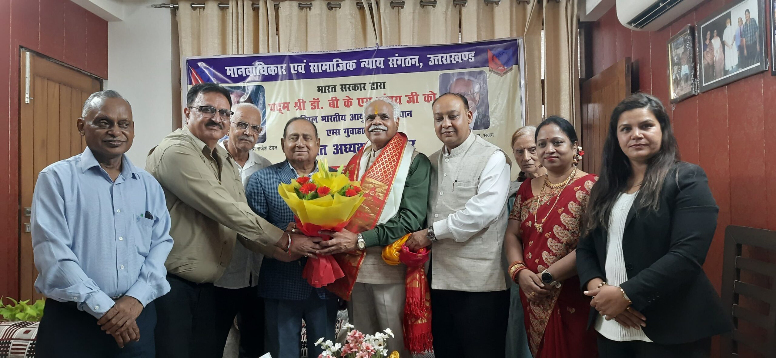 पद्मश्री डॉ. संजय को एम्स गुवाहाटी अध्यक्ष नियुक्ति पर सामाजिक संगठन द्वारा सम्मान