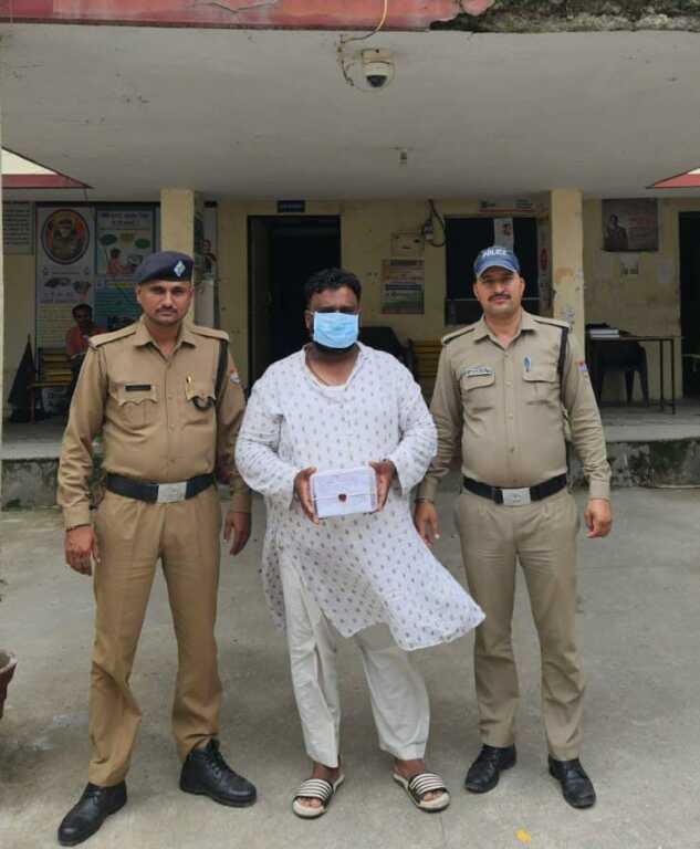 दून पुलिस ने स्नेचिंग की वारदात का किया खुलासा, ठक-ठक गैंग का शातिर सदस्य गिरफ्तार
