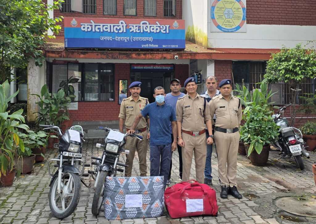 नकबजनी और वाहन चोरी की 03 वारदातों का दून पुलिस ने किया खुलासा
