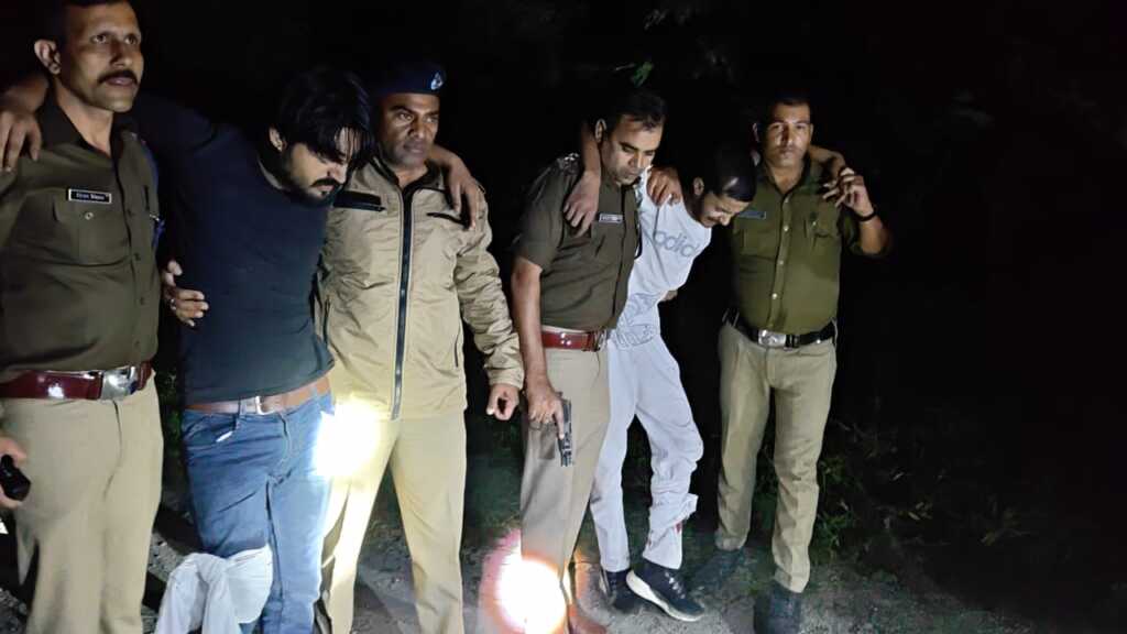 देहरादून में पुलिस और बदमाशों के बीच मुठभेड़ — दो बदमाश घायल, एक फरार;
